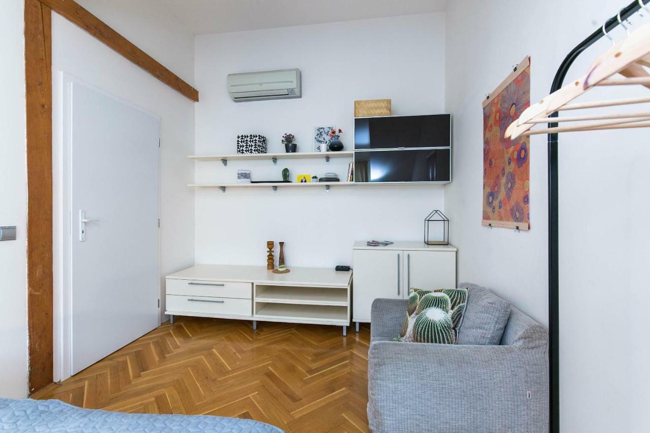 Art Ii Apartament Praga